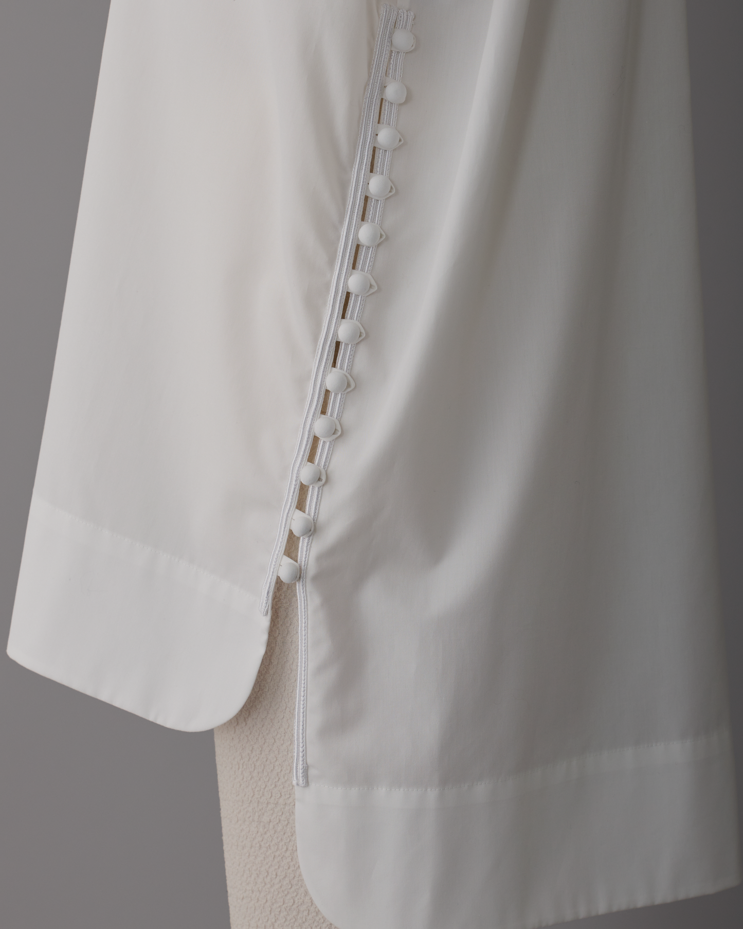 T blouse short White