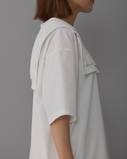 collar  White