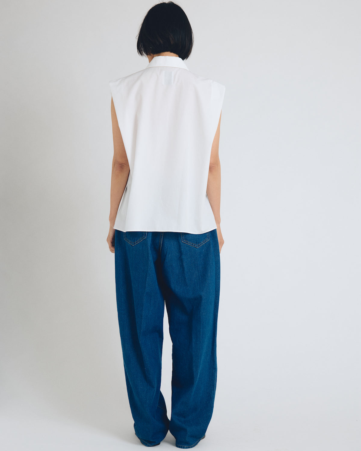 sleeveless big collar top