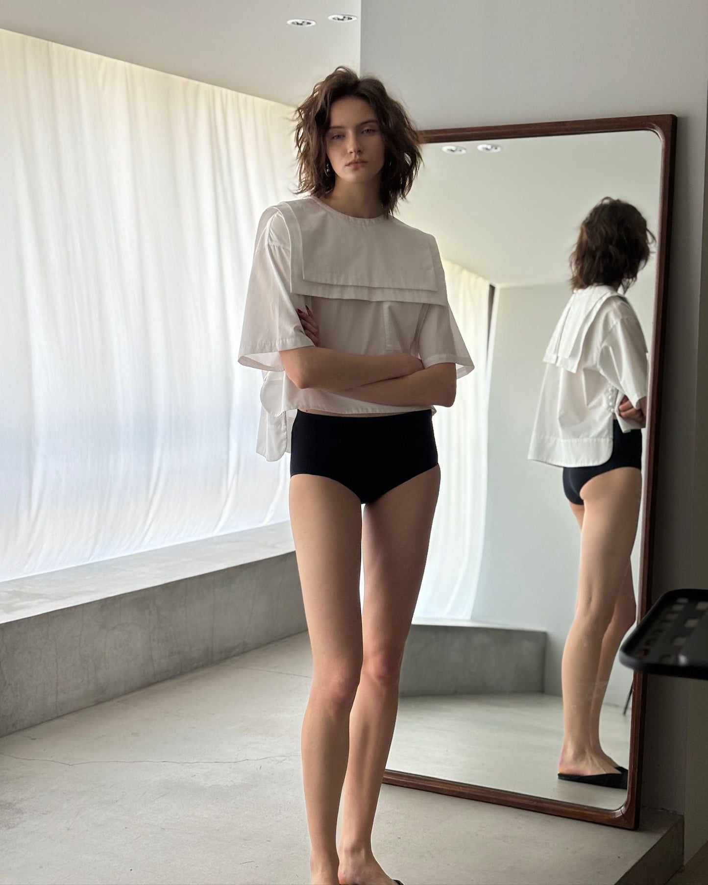 T blouse short White