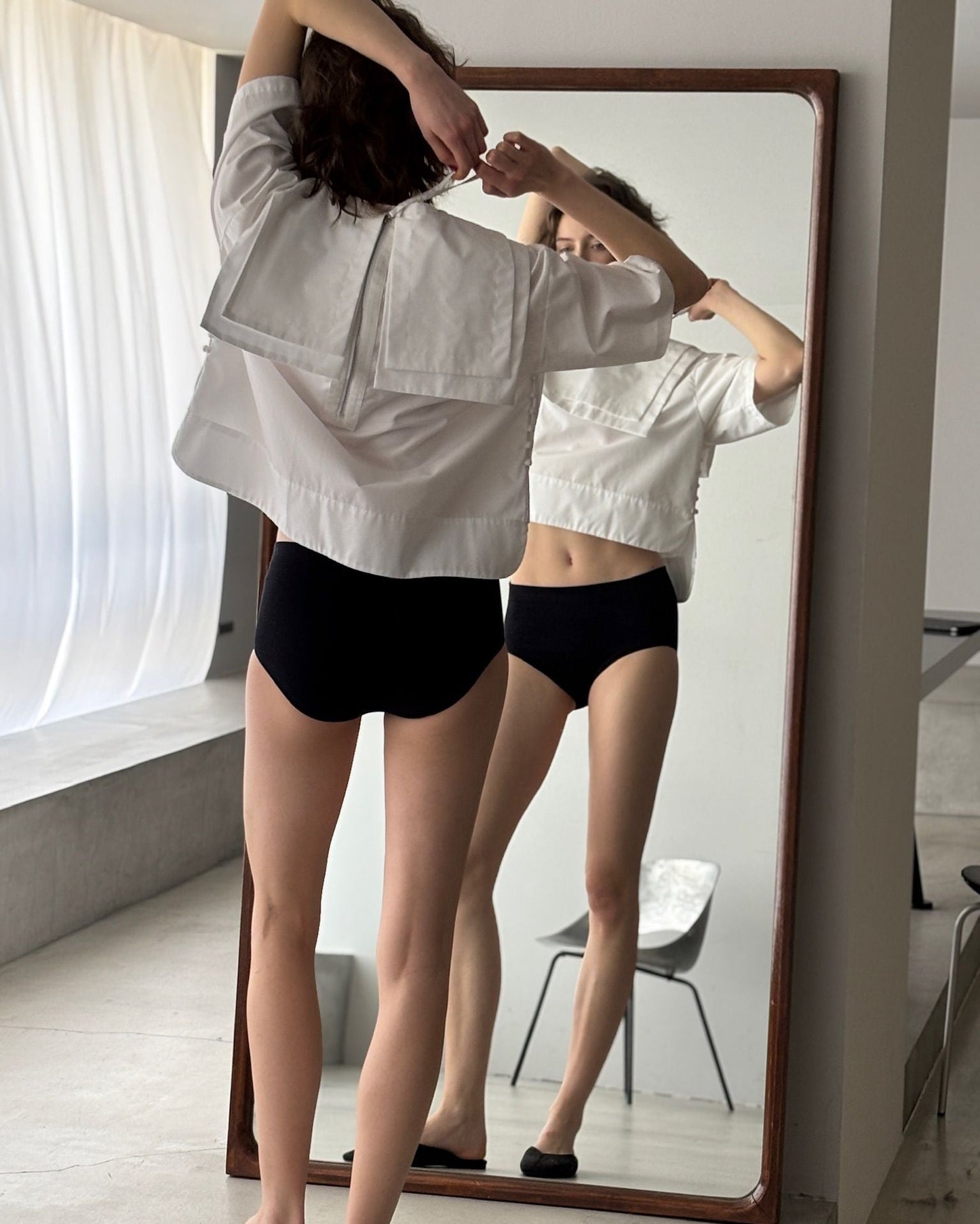 collar  White